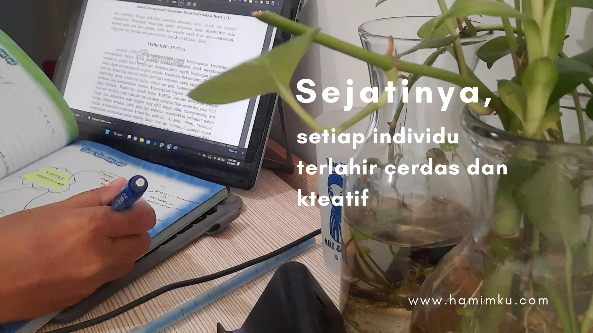 dalam ekonomi kreatif orang orang selalu mengedepankan idenya untuk