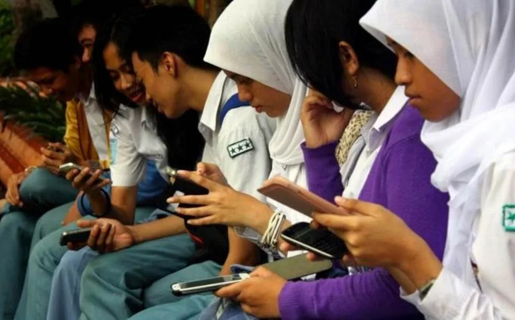 ide kreatif anak sma tentang sosmed