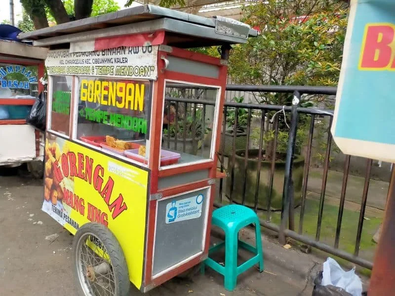 ide kreatif jualan pinggir jalan