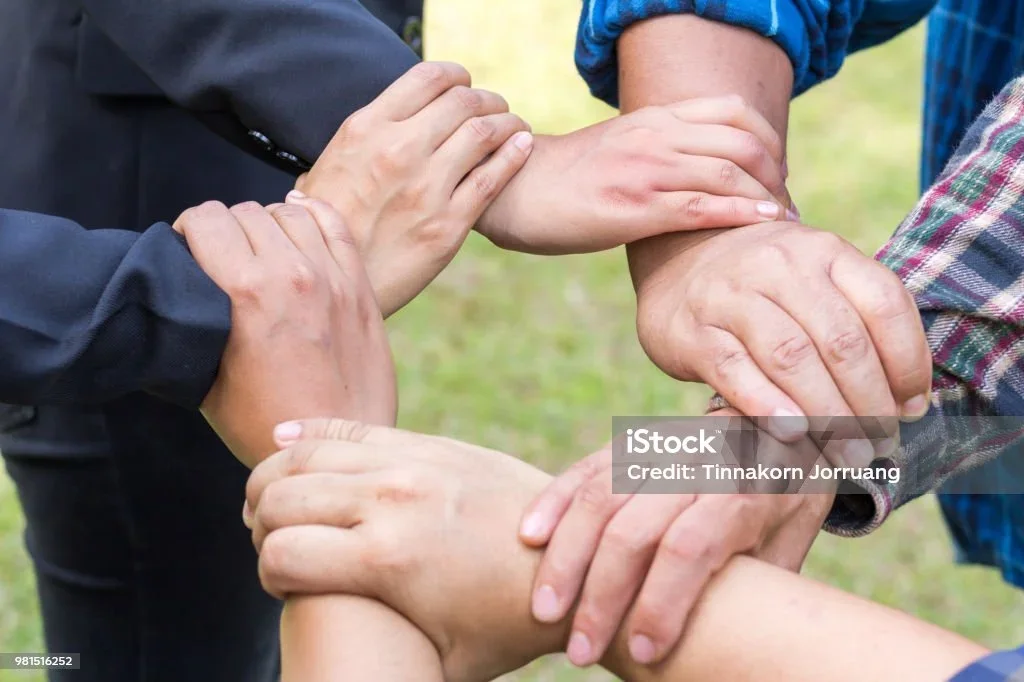 ide kreatif kelompok