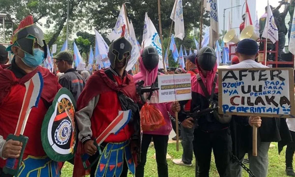 ide kreatif kostum profesi