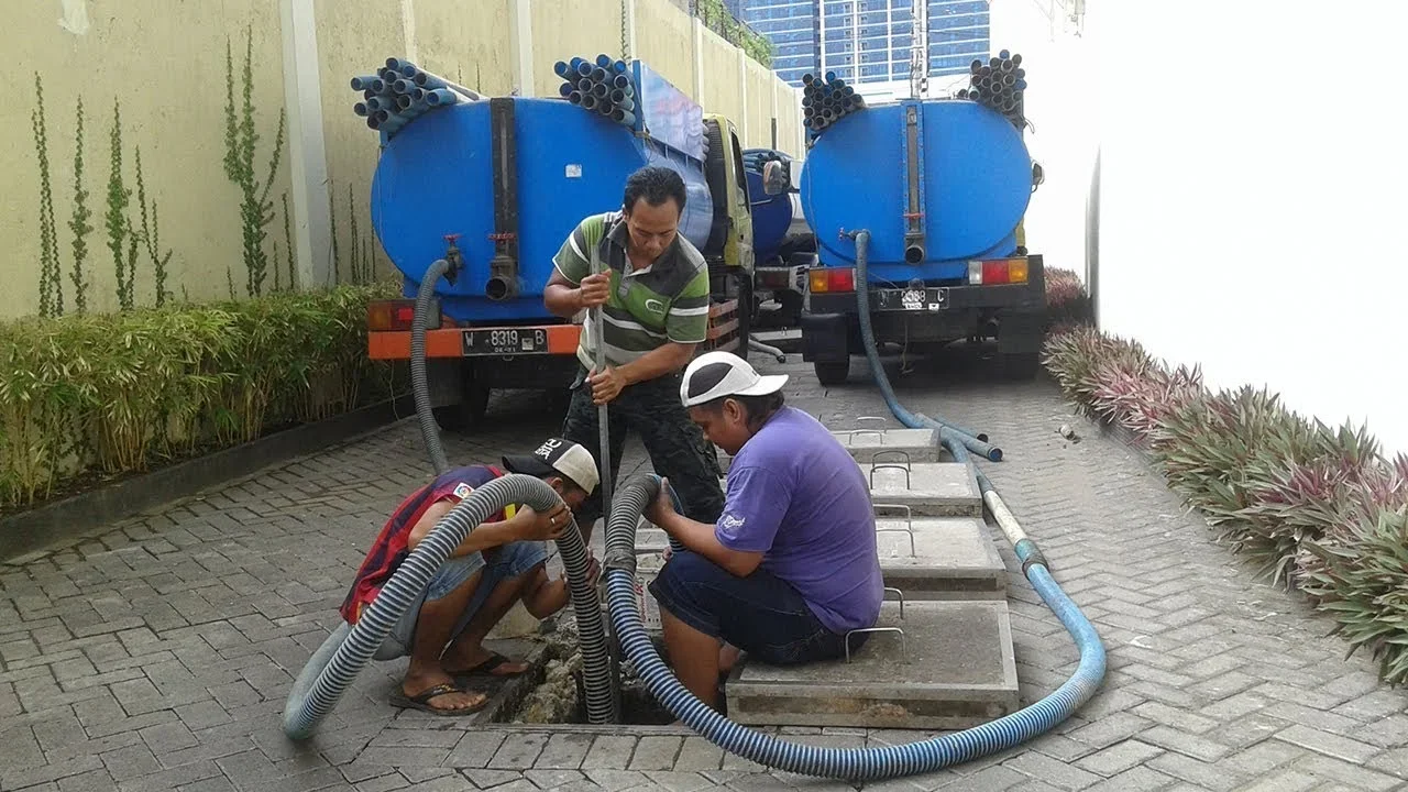 ide kreatif mesin sedot tinja