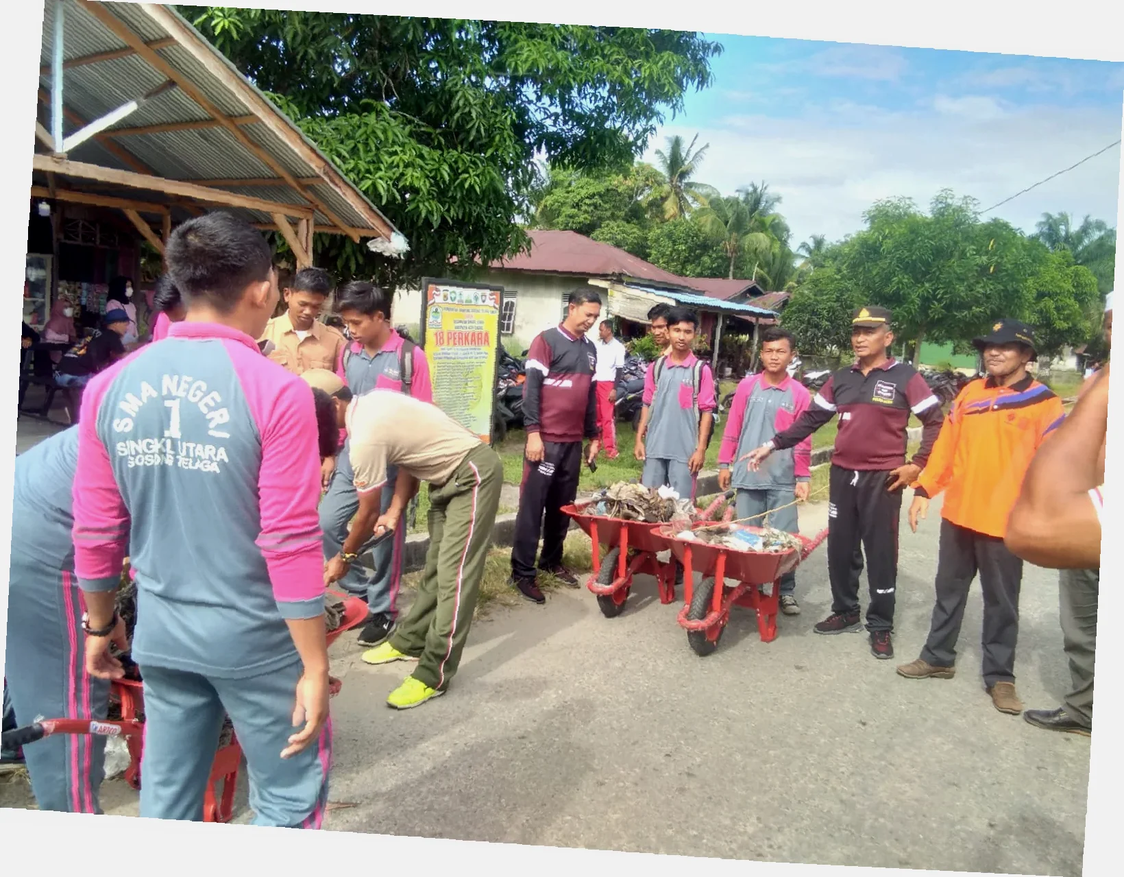 kreatif mengembangkan ide