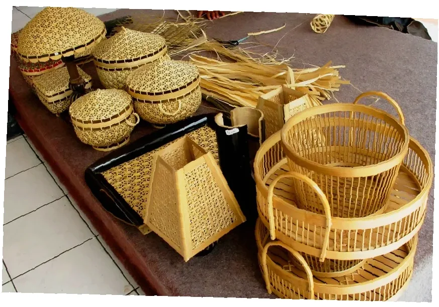 Nggak Mau Ide Anyaman Bambu Kamu Basi?  Temukan Ide Komunitas Kreatif yang Keren!